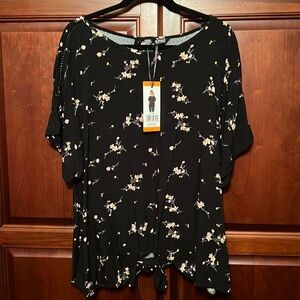 Buffalo women’s top.